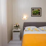 Lemonade Appartement Jesenice (Split-Dalmatia)