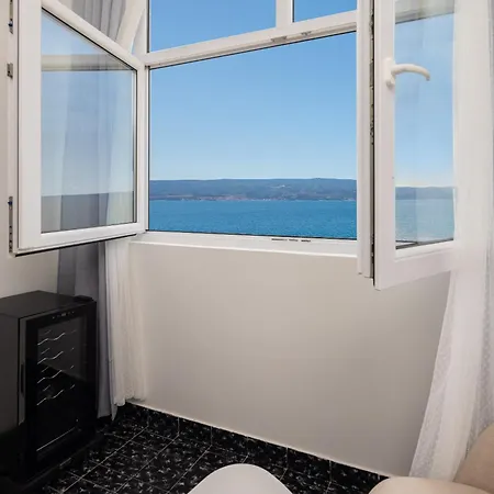 Lemonade * Jesenice (Split-Dalmatia)