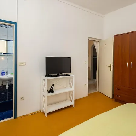 Lemonade Jesenice (Split-Dalmatia)