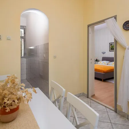 Apartament Lemonade Jesenice (Split-Dalmatia)